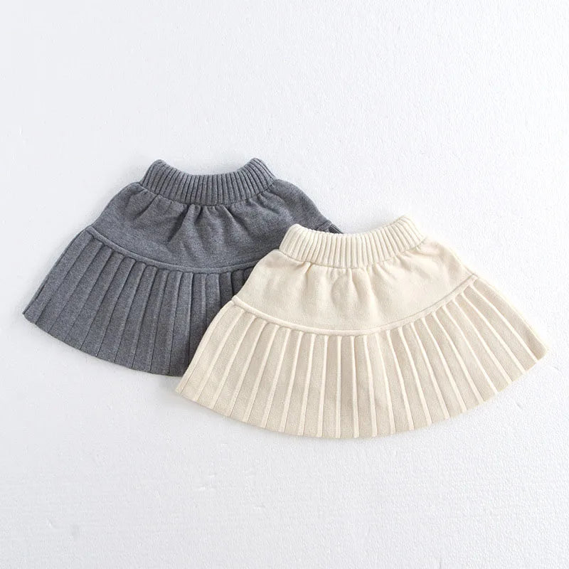Pleated Knit Skirt