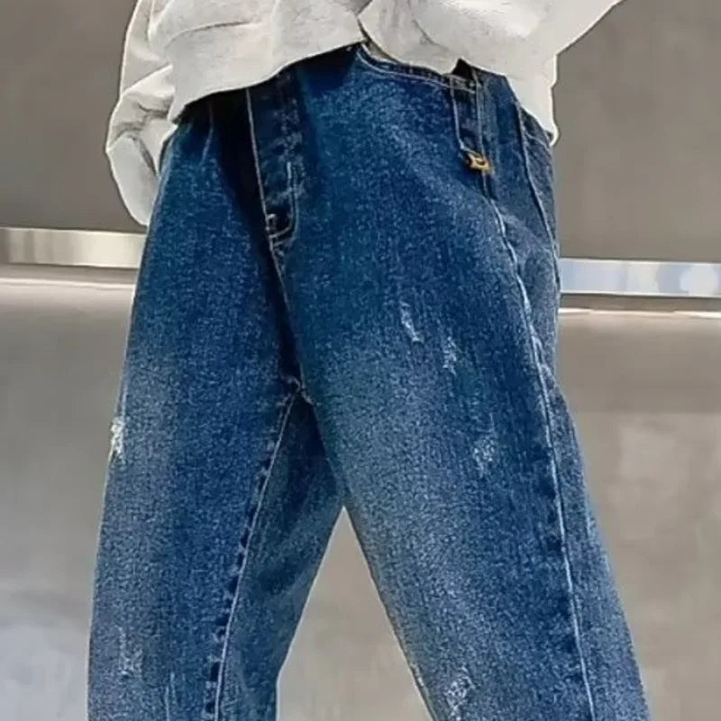 Straight Legged Jean